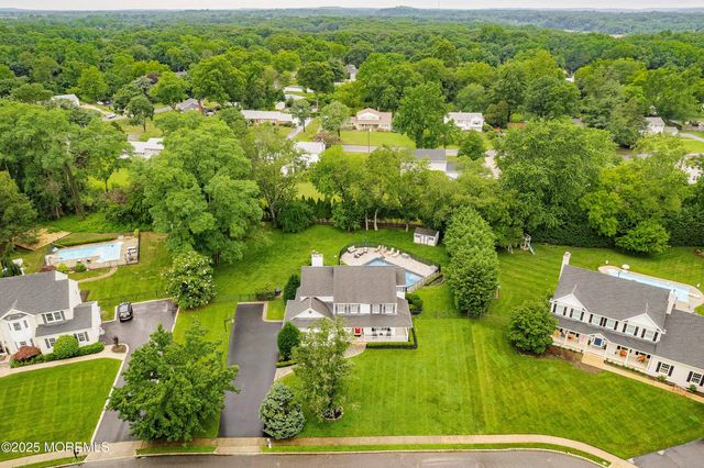 12 Linda Lane, Tinton Falls, NJ 07724