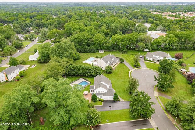 12 Linda Lane, Tinton Falls, NJ 07724
