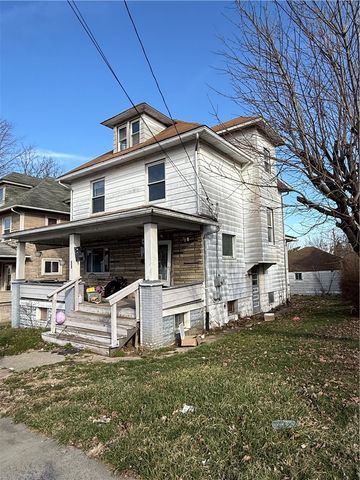 809 E Pearl St, New Castle, PA 16101