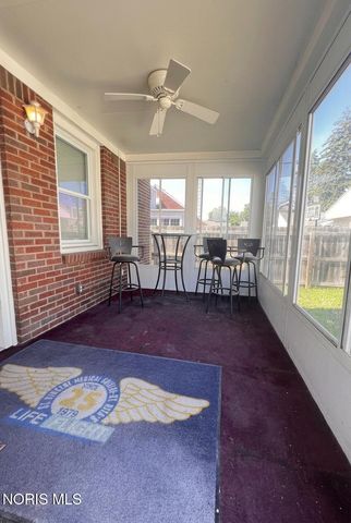 551 Ansonia Street, Oregon, OH 43616