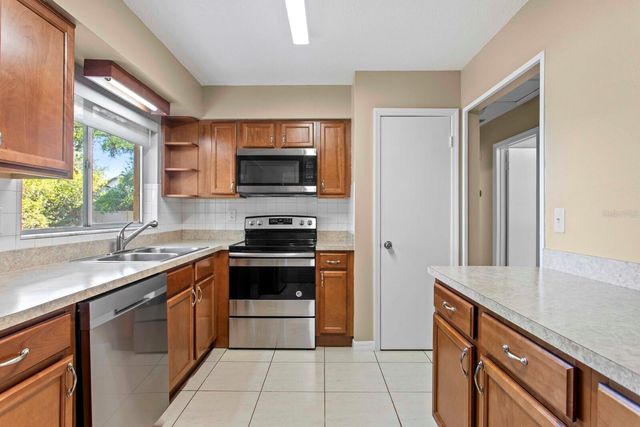 9608 SPRINGBROOK DRIVE, Riverview, FL 33578