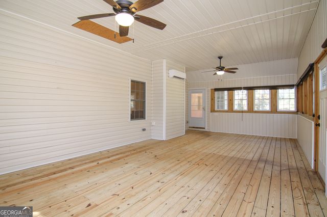 111 Red Oak Glen, Centerville, GA 31028