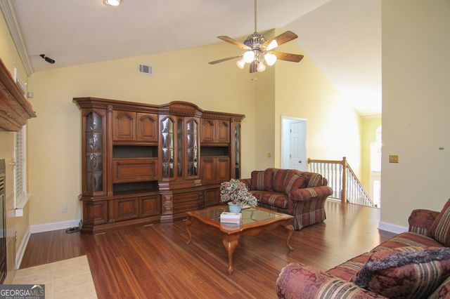 111 Red Oak Glen, Centerville, GA 31028