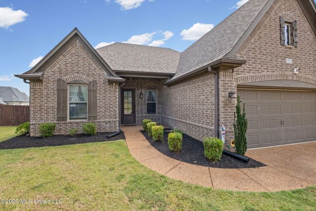 4276 Ridgemont Road, Olive Branch, MS 38654