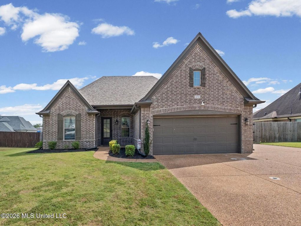 4276 Ridgemont Road, Olive Branch, MS 38654
