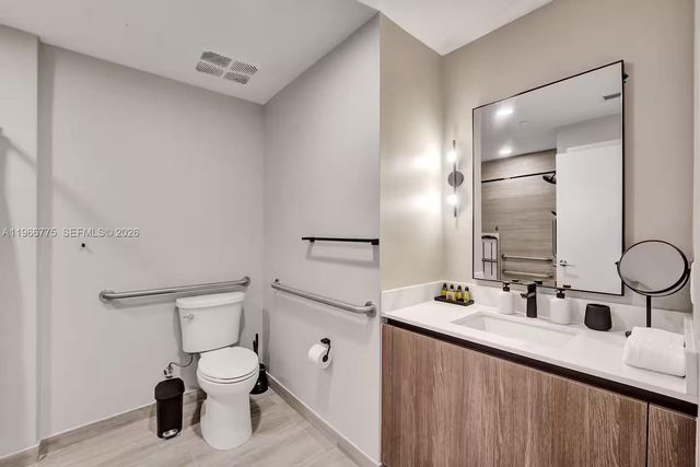 580 72nd St 705, Miami Beach, FL 33141