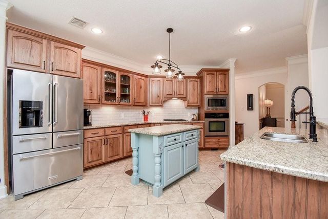 32719 Tall Oaks Way, Magnolia, TX 77354