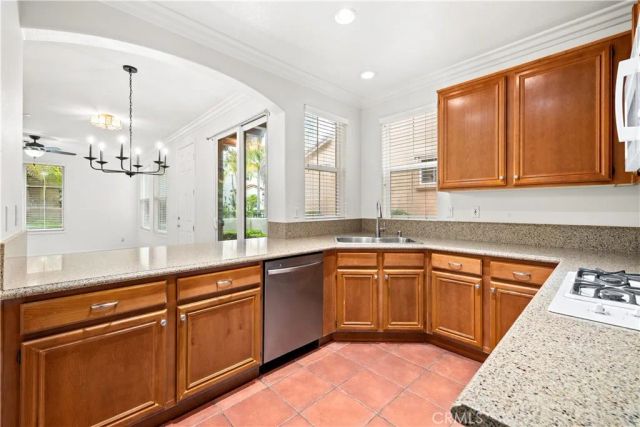 10 Amy Way, Ladera Ranch, CA 92694
