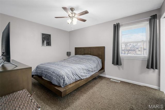 3005 Headland Drive, St Charles, MO 63301