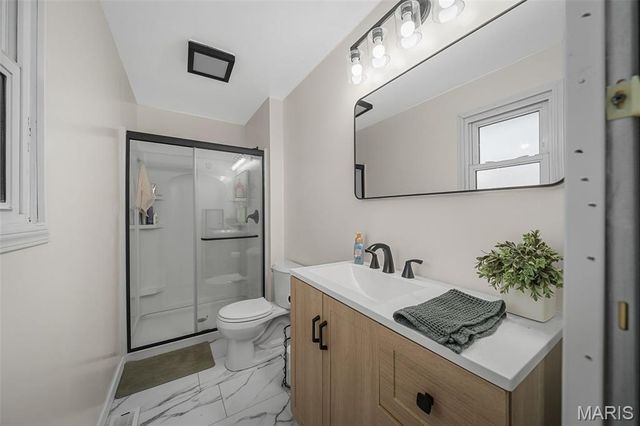 3005 Headland Drive, St Charles, MO 63301