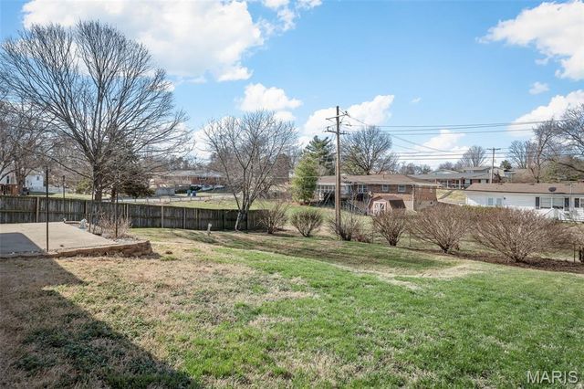 3005 Headland Drive, St Charles, MO 63301