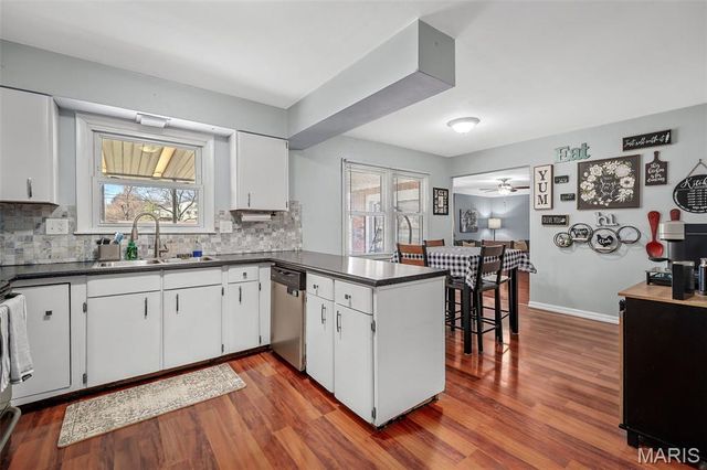 3005 Headland Drive, St Charles, MO 63301