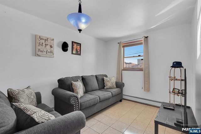 4-10 St Francis Street, Newark, NJ 07105