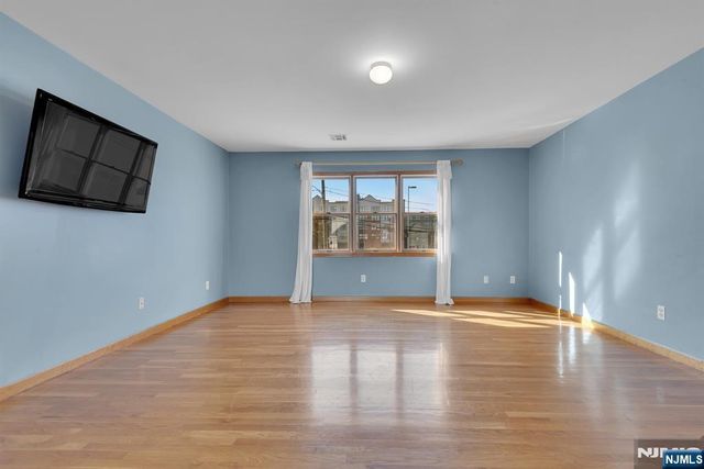 4-10 St Francis Street, Newark, NJ 07105