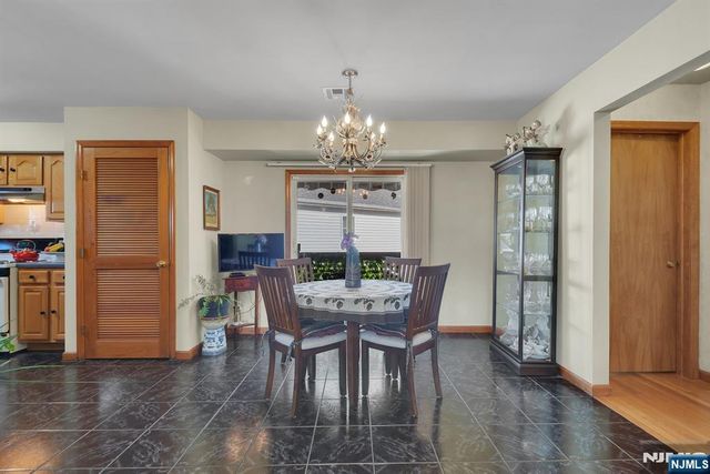 4-10 St Francis Street, Newark, NJ 07105