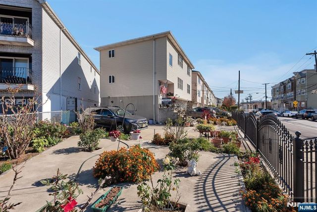 4-10 St Francis Street, Newark, NJ 07105