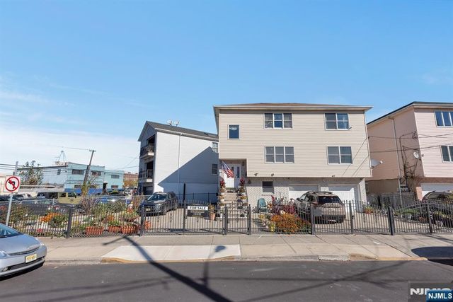 4-10 St Francis Street, Newark, NJ 07105