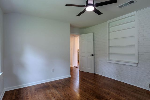 521 Riverland RD SE, Roanoke, VA 24014