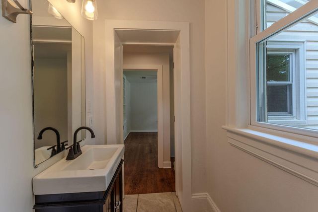 521 Riverland RD SE, Roanoke, VA 24014