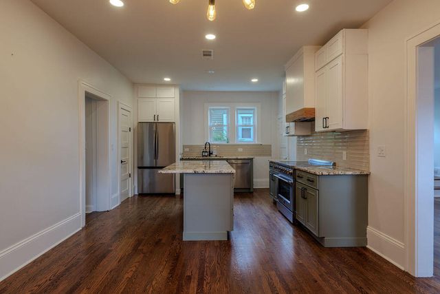 521 Riverland RD SE, Roanoke, VA 24014