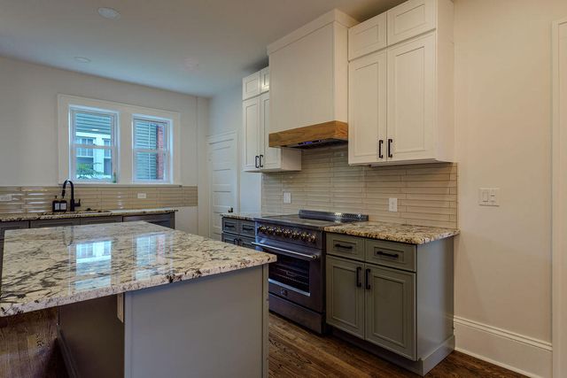 521 Riverland RD SE, Roanoke, VA 24014