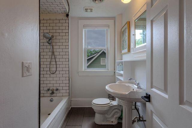 521 Riverland RD SE, Roanoke, VA 24014