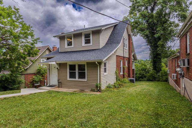 521 Riverland RD SE, Roanoke, VA 24014