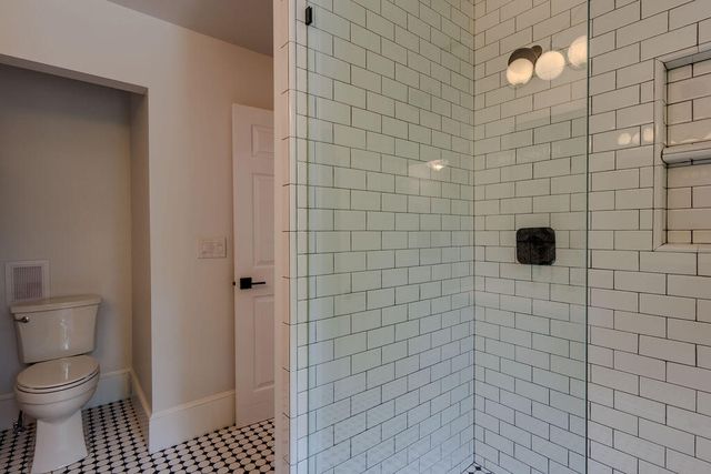 521 Riverland RD SE, Roanoke, VA 24014