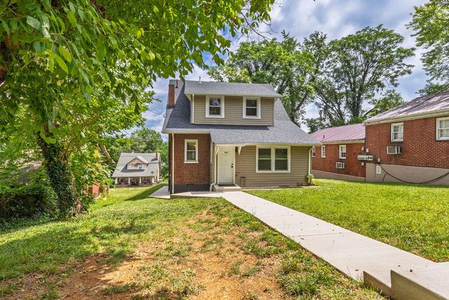 521 Riverland RD SE, Roanoke, VA 24014