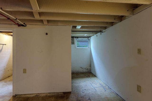 521 Riverland RD SE, Roanoke, VA 24014