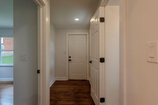 521 Riverland RD SE, Roanoke, VA 24014