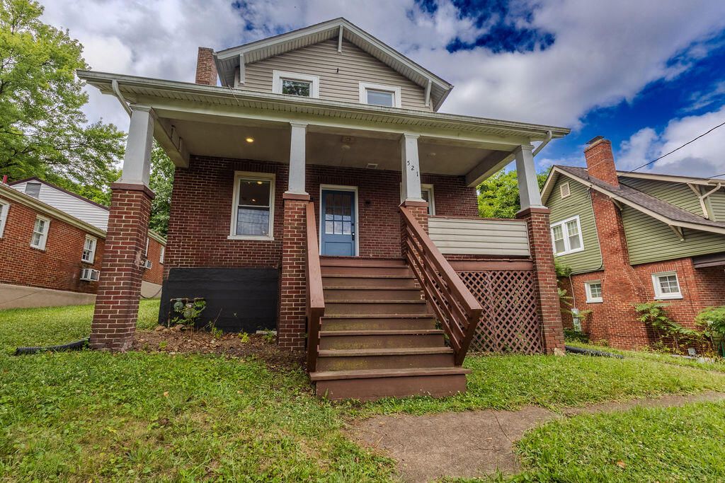521 Riverland RD SE, Roanoke, VA 24014