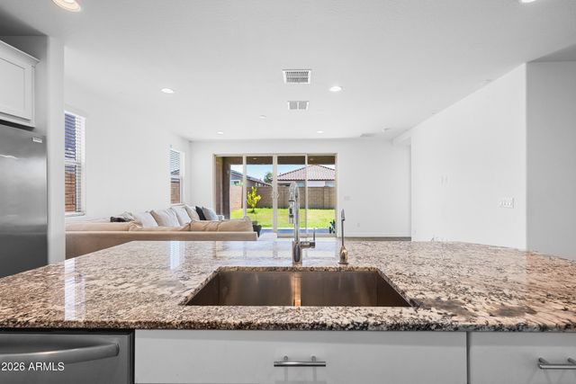 32519 N 21st Avenue, Phoenix, AZ 85085