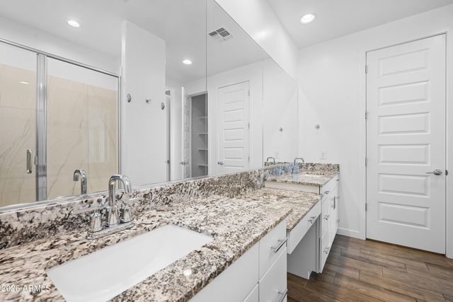 32519 N 21st Avenue, Phoenix, AZ 85085