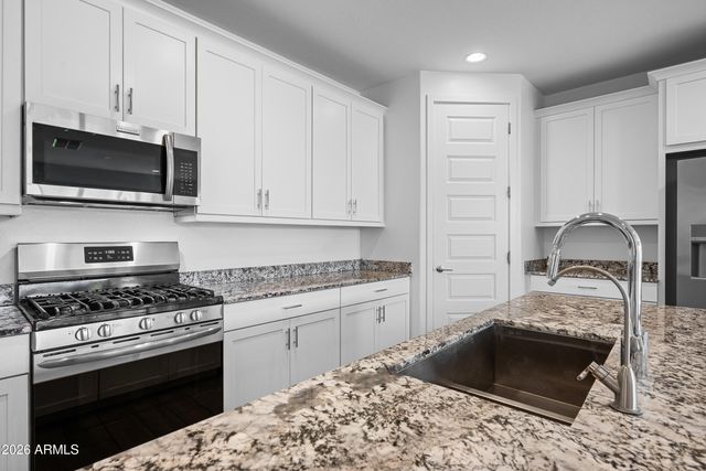 32519 N 21st Avenue, Phoenix, AZ 85085