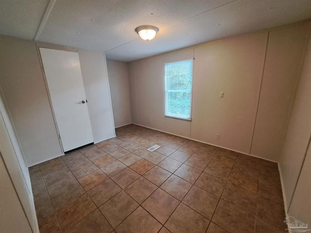 2821 Hillcrest Ave 8, Pensacola, FL 32526