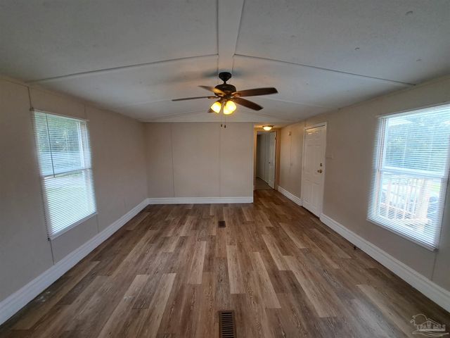 2821 Hillcrest Ave 8, Pensacola, FL 32526