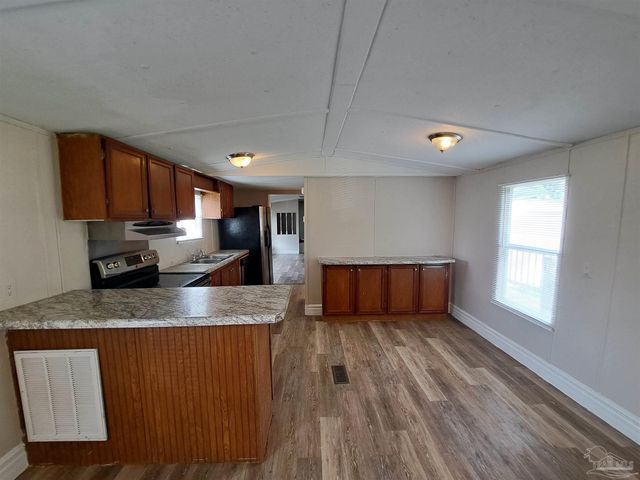 2821 Hillcrest Ave 8, Pensacola, FL 32526