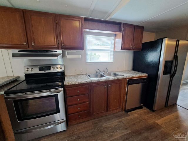 2821 Hillcrest Ave 8, Pensacola, FL 32526