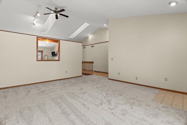 635 Constitution LANE, De Forest, WI 53532