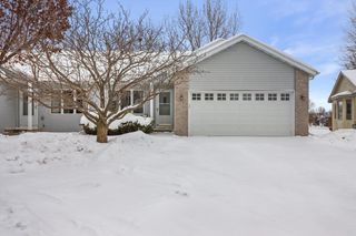 635 Constitution LANE, De Forest, WI 53532