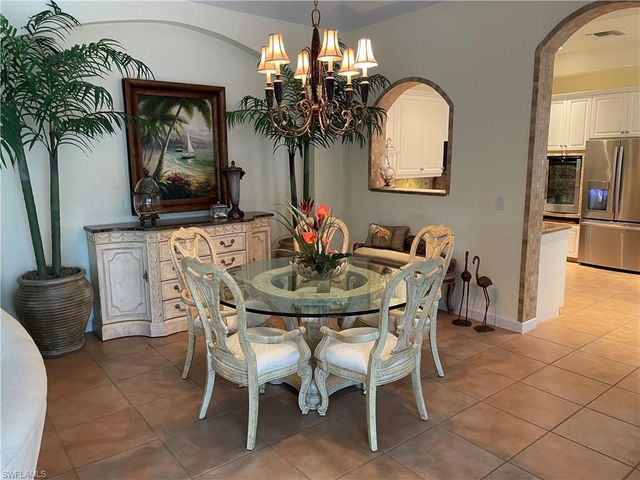 3683 Olde Cottage LN, Bonita Springs, FL 34134