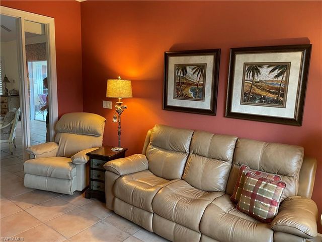 3683 Olde Cottage LN, Bonita Springs, FL 34134