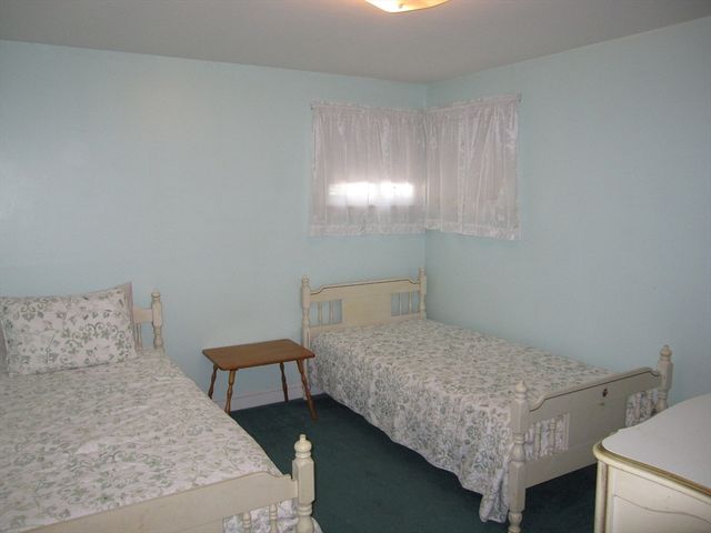 15 Lilian Road, Framingham, MA 01701