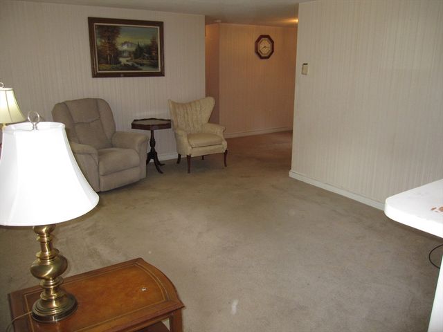 15 Lilian Road, Framingham, MA 01701