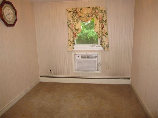 15 Lilian Road, Framingham, MA 01701