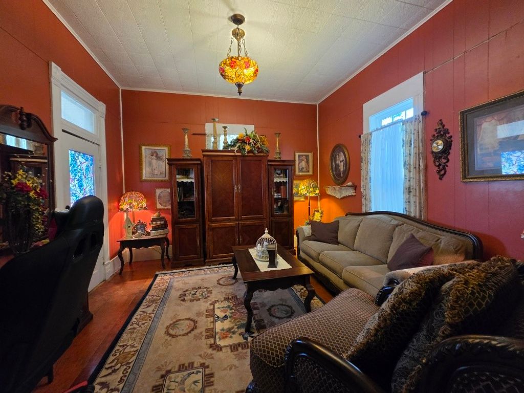 736 N Robinson Street, Cleburne, TX 76031 — photo 4