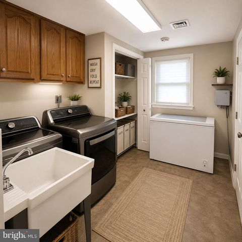 483 N FRONT ST, Steelton, PA 17113