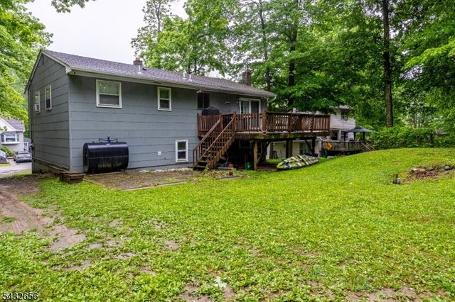 67 Cedar Tree Dr, Vernon Twp., NJ 07422
