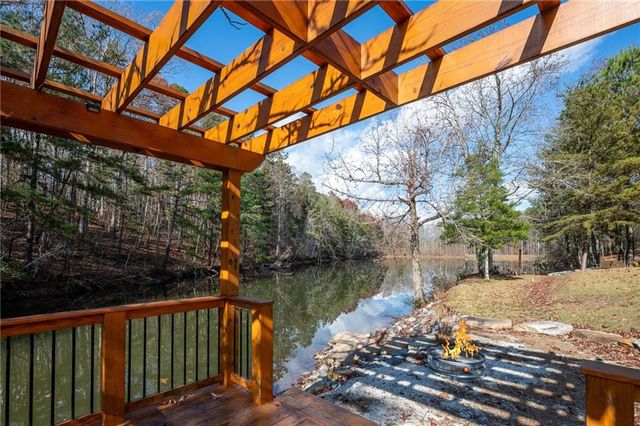 201 Talona Lake Terrace, Ellijay, GA 30536